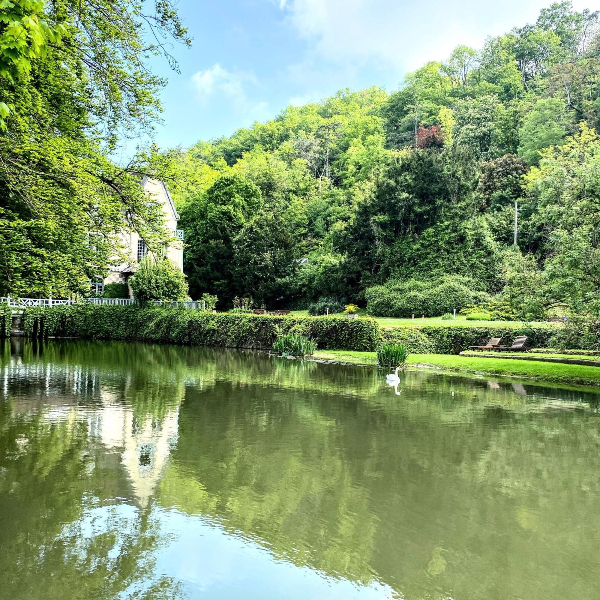 Le Moulin De Connelles Hotel Екстериор снимка